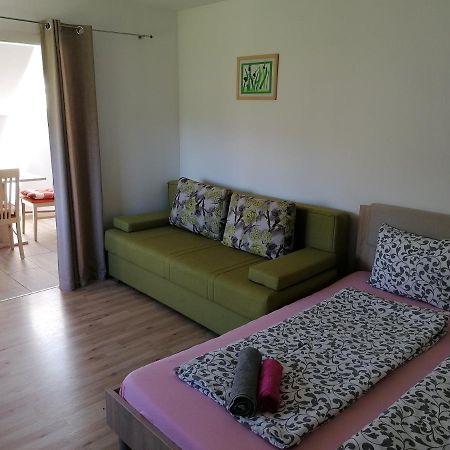 Apartment Marjetka Zirovnica Εξωτερικό φωτογραφία